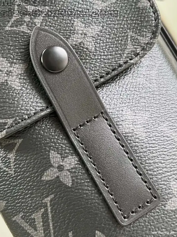 Aaa replica ru CHRISTOPHER PM LOUIS VUITTON 0702